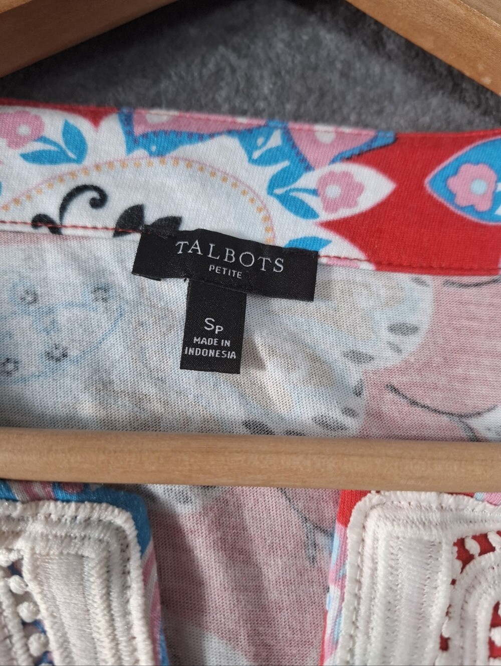 Talbots Women's Pima Cotton Blend Paisley Floral Crochet Tunic Size Petite S - Picture 7 of 11